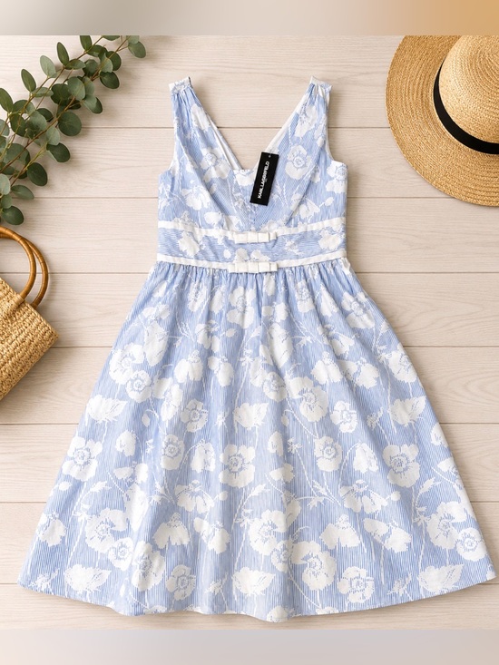Karl Lagerfeld Dresses & Skirts - Karl Lagerfeld Paris Blue White Floral Fit & Flare Bow Cottagecore Dress Sz 8